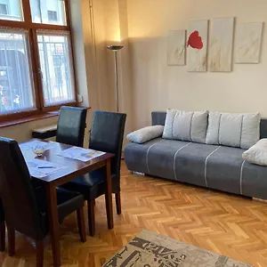 ellenőrizze a rendelkezésre állást