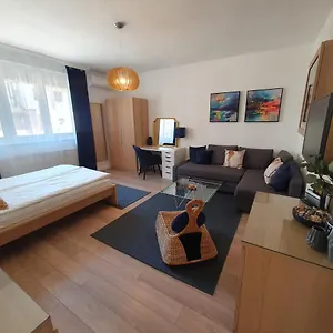 ellenőrizze a rendelkezésre állást