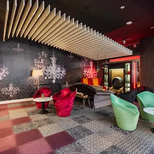 4* Otel Ikonik Parlament
