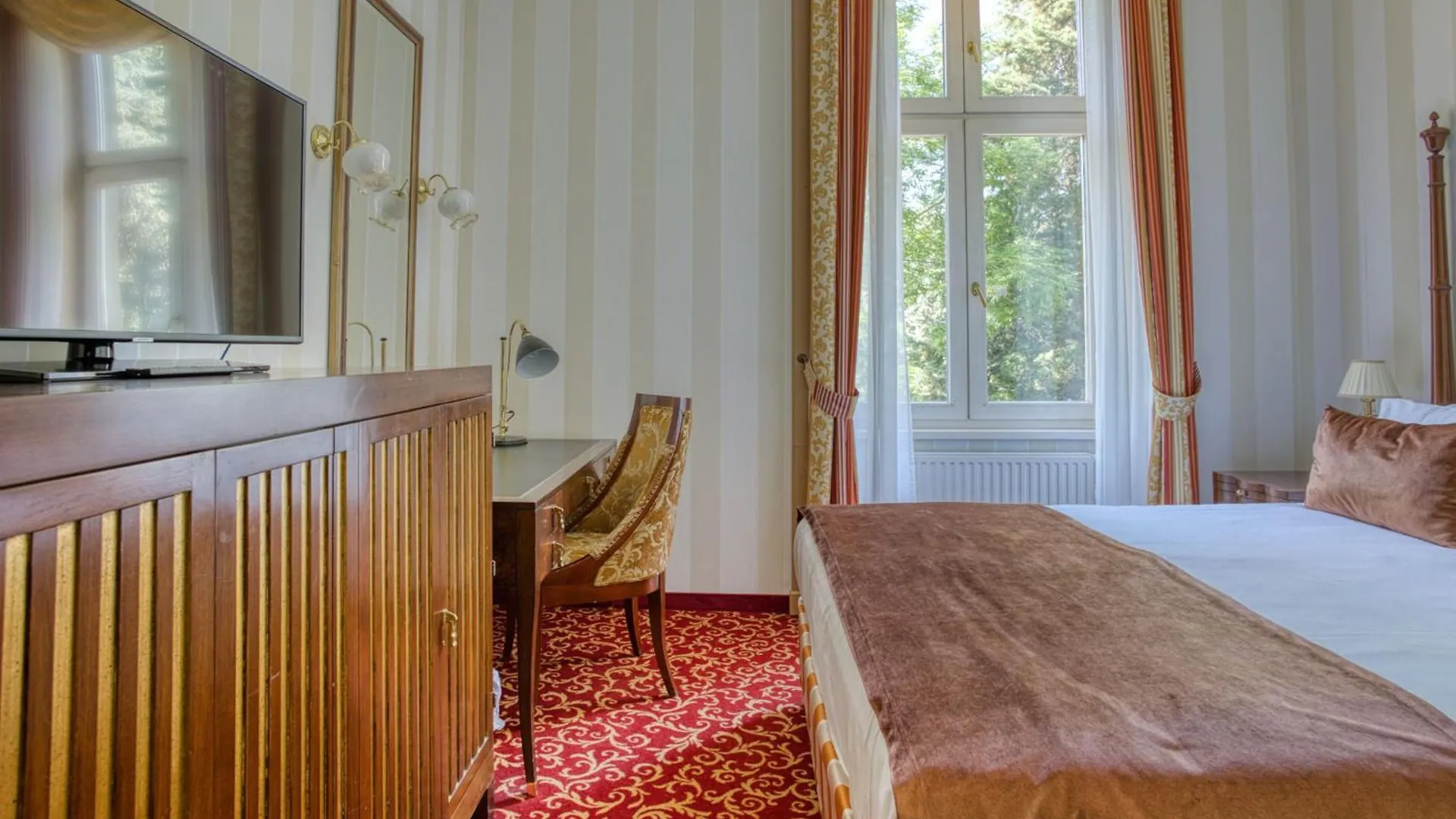 Ensana Grand Margaret Island Hotel Budapest